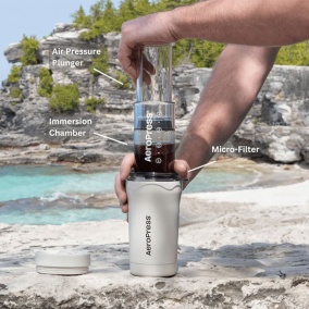 Aeropress GO Plus Travel System - krémszínű